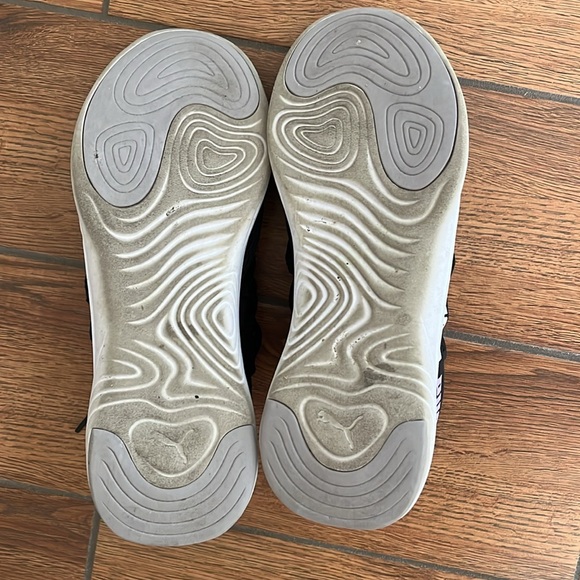 🌟🌟 SUPER COMFY Ladies Puma Sneakers Size 10 - Picture 5 of 9